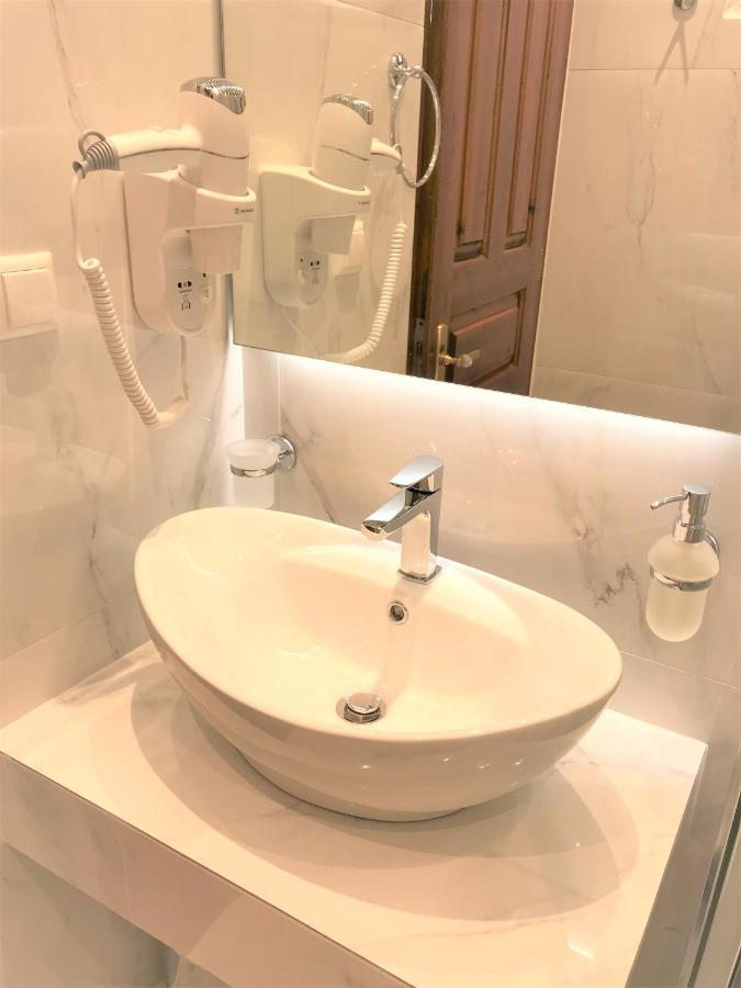 Amaryllis Luxury Rooms Platamon Dış mekan fotoğraf