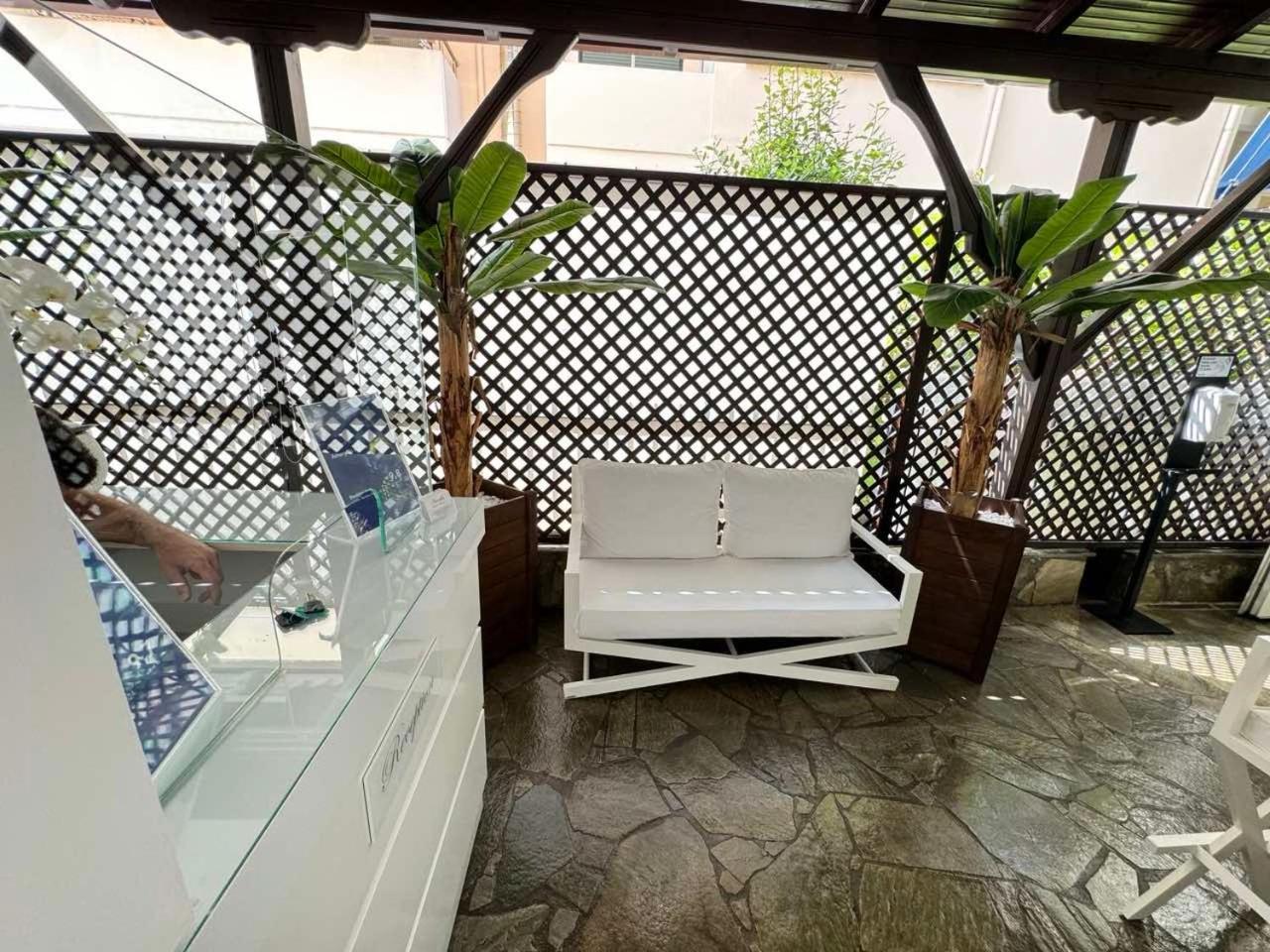 Amaryllis Luxury Rooms Platamon Dış mekan fotoğraf